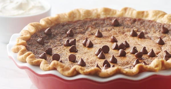 Chocolate Chip Caramel Pie