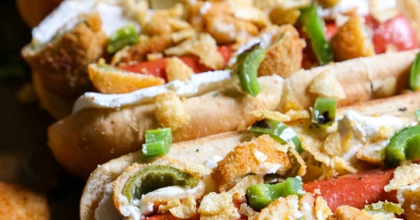 Jalapeno Popper Hot Dog