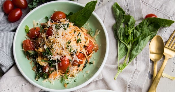 Rustic Tomato Kale Fettuccine with Tomato Cream Sauce