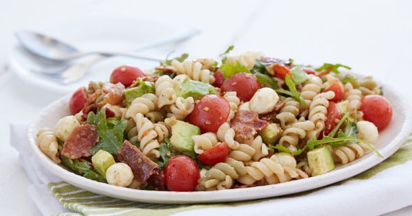 Bacon Avocado Caprese Pasta Salad