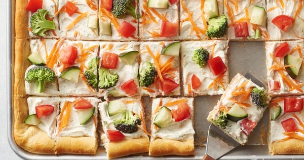 Easy Crescent Veggie Pizza