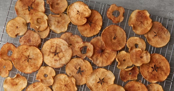 Easy Baked Apple Chips