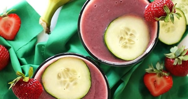 Strawberry Banana Cucumber Smoothie