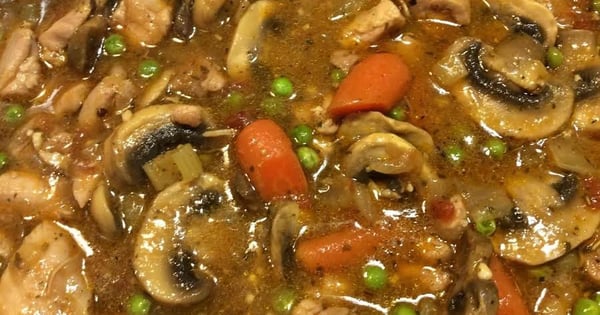 Easy Low Carb Chicken and Mushroom Stew