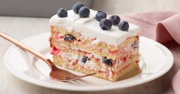 Berry Dessert Lasagna