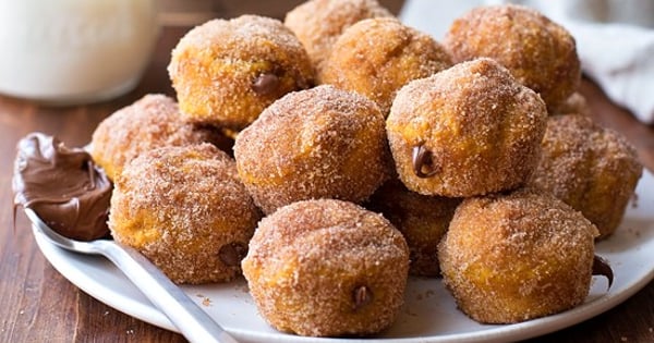 Nutella Stuffed Pumpkin Doughnut Holes