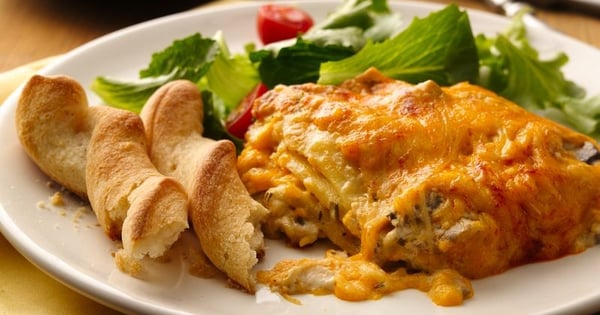 Slow-Cooker Three-Cheese Creamy Lasagna