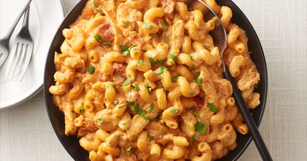 Slow-Cooker Cheesy Chicken Enchilada Pasta