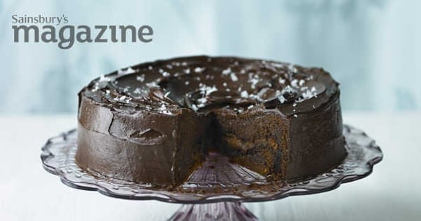 Salted butter caramel cake