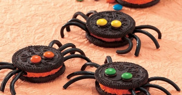 Spooky Spider Cookies