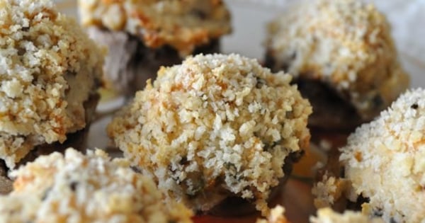 Mouth-Watering Stuffed Mushrooms