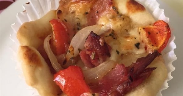 Bacon and Tomato Cups