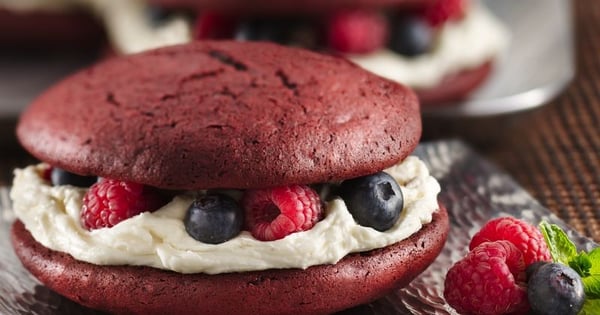 Red Velvet Whoopie Pies