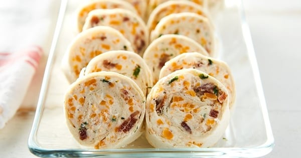 Bacon-Cheddar-Ranch Pinwheels