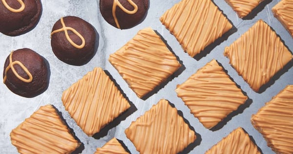 Brown butter shortbread squares with roasted white chocolate