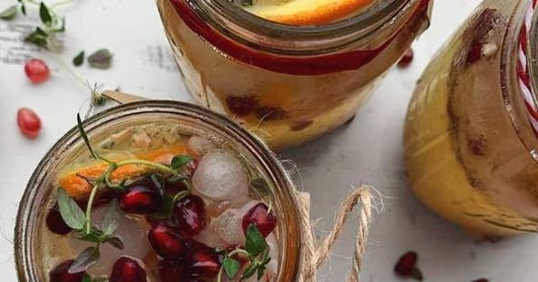 Ginger kombucha mocktail