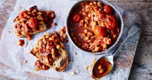 Smoky bacon beans on toast