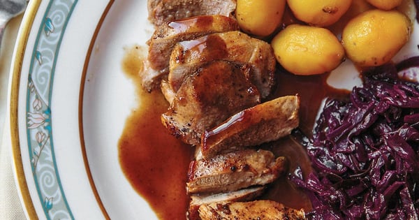 Christmas Grouse with Berry Sauce (Jólarjúpa með Berjasósu)