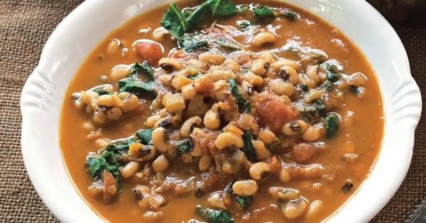 Jill Nussinow’s Smoky-Sweet Black-Eyed Peas and Greens for the Instant Pot