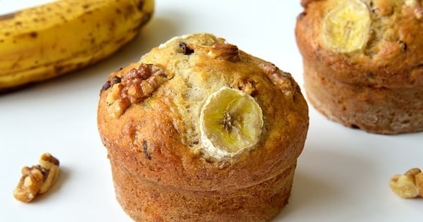 Banana Walnut Chocolate Chips Muffins