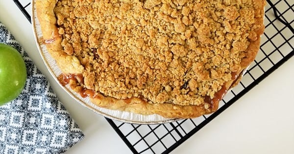 Apple Crumble Pie