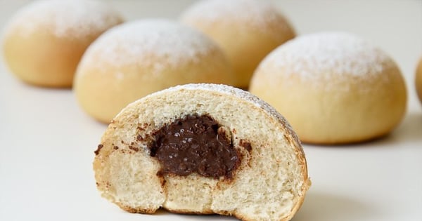 Chocolate Filled Vegan Sweet Buns