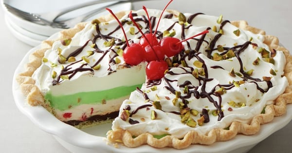 Black-Bottom Spumoni Layer Pie