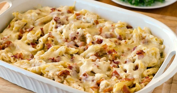 Chicken-Bacon-Ranch Baked Penne
