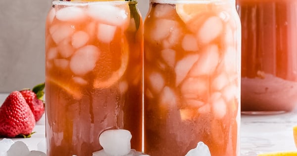 Refreshing Strawberry Basil Lemonade