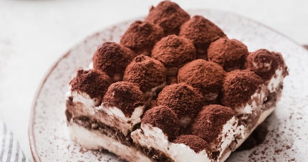 The Easiest Eggless Tiramisu