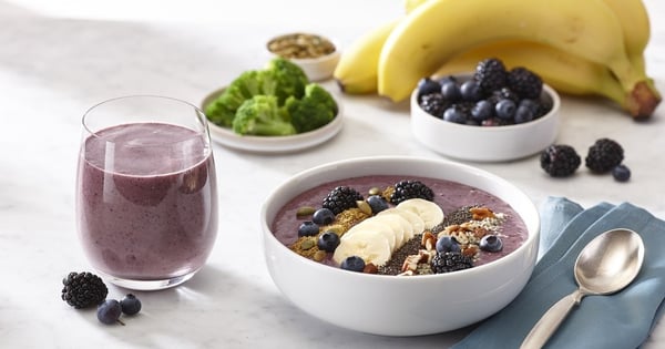 Broccoli and super fruit protein smoothie