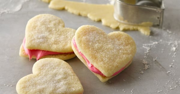 Easy Valentine Sandwich Cookies