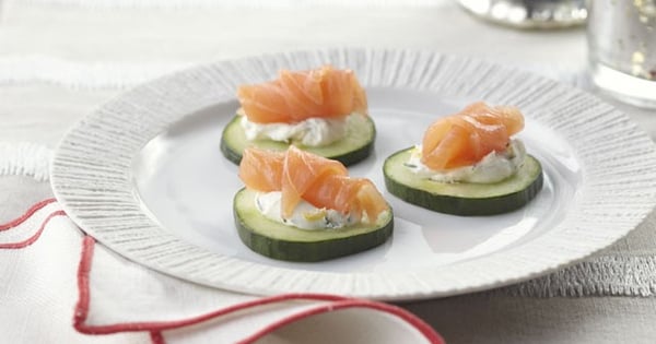Smoked Salmon Rounds