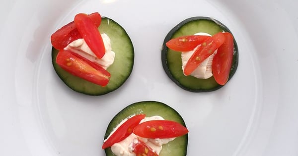 Cucumber-Tomato Crunch Bites