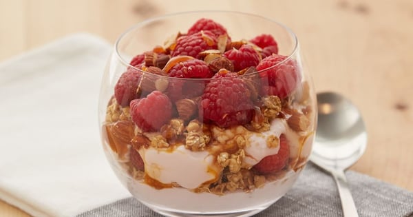 Berry Caramel Cheesecake Protein Parfait