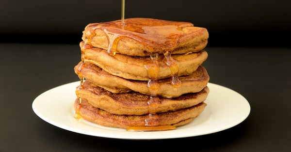 Fluffy Vegan Molasses Pancakes