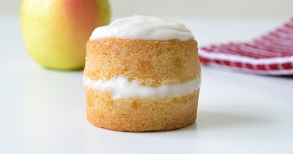 Mini Vegan Apple Cake