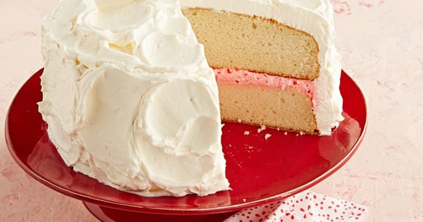 Peppermint Crunch Cake