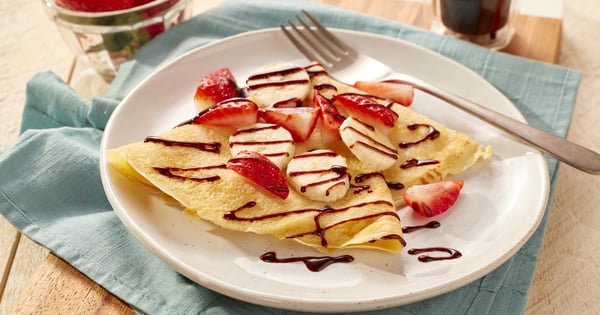 Easy Strawberry Banana and Chocolate Crepes