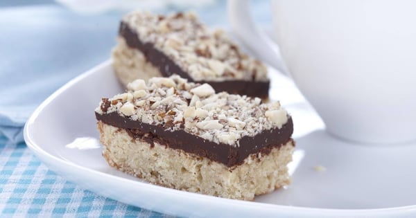 Chocolate Almond Bars