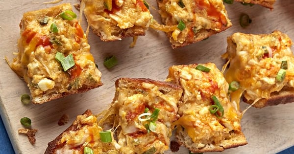 Cheesy Stuffed Buffalo Chicken Bread