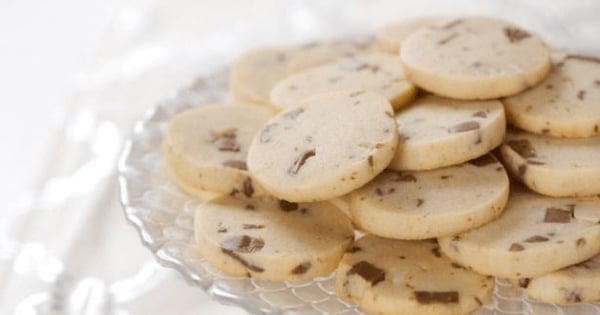 Milk Chocolate Maple Macadamia Cookies