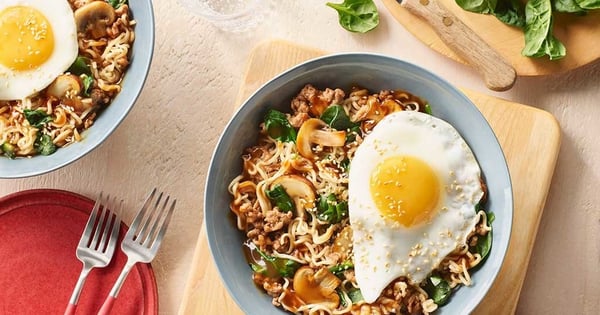 Sweet and Savoury Pork Noodle Bowls