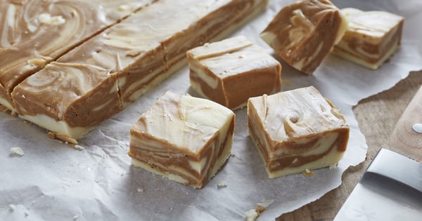 Gingerbread Marble Fudge