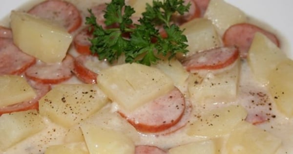 Kielbasa and Potato Bake