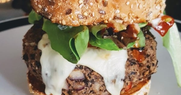 Homemade Black Bean Veggie Burgers