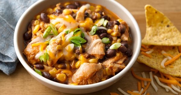 Slow-Cooker Cheesy Chicken Enchilada Chili