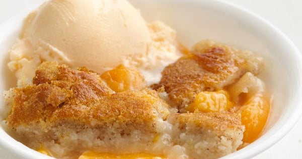 Skinny Peach Cobbler