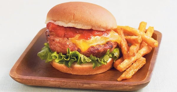 Turkey-Cheddar-Chipotle Burgers