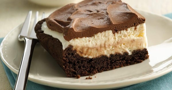 Mud Slide Ice-Cream Cake